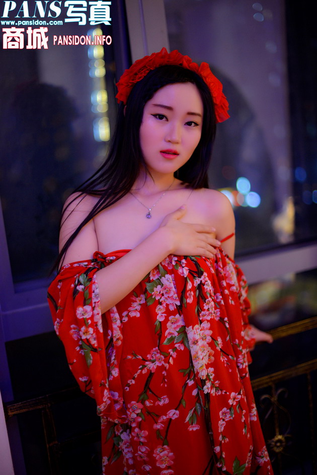 大胆美女